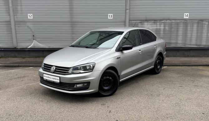 Volkswagen Polo V Рестайлинг с пробегом 2017 года, цена 929 000 рублей, 195640 км, седан, Автокод Объявления