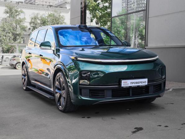 Li Auto (Lixiang) L9 I с пробегом 2023 года, цена 6 150 000 рублей, 49698 км, внедорожник, Автокод Объявления