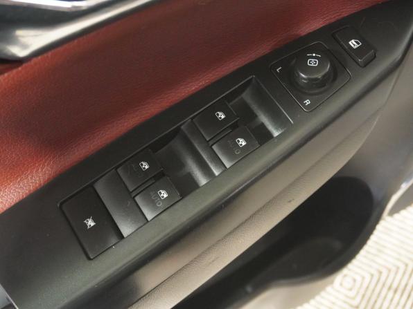 Opel Antara I Рестайлинг с пробегом 2014 года, цена 887 000 рублей, 288000 км, внедорожник, Автокод Объявления