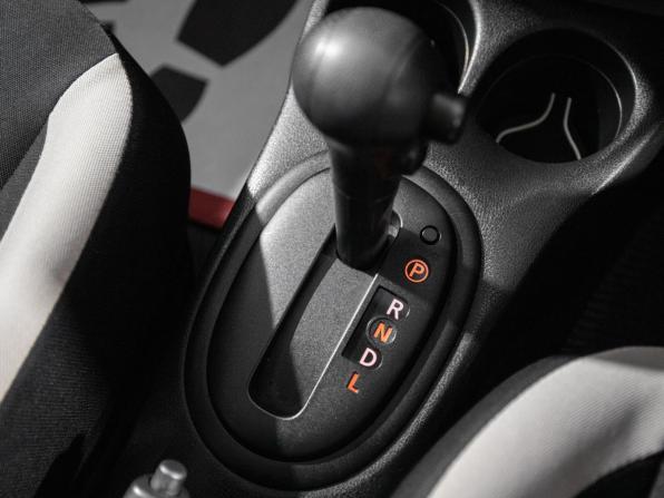 Nissan Note II Рестайлинг с пробегом 2017 года, цена 900 000 рублей, 118809 км, хэтчбек, Автокод Объявления