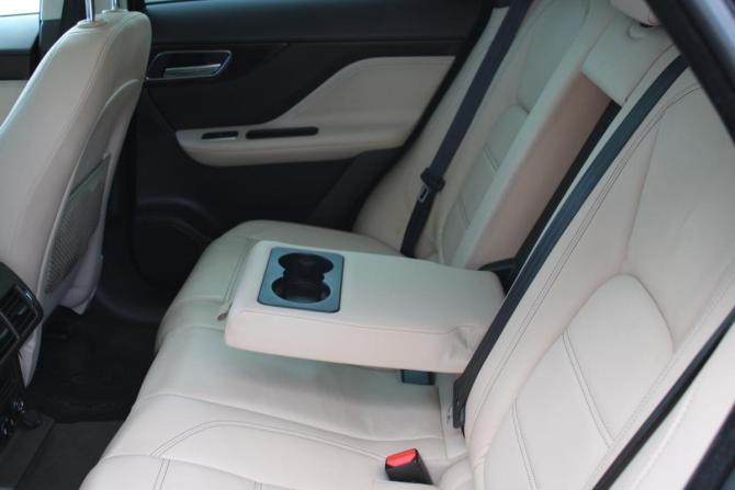 Jaguar F-Pace I с пробегом 2018 года, цена 2 899 000 рублей, 114642 км, внедорожник, Автокод Объявления