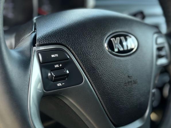 Kia Rio III Рестайлинг с пробегом 2015 года, цена 1 159 000 рублей, 91254 км, хэтчбек, Автокод Объявления