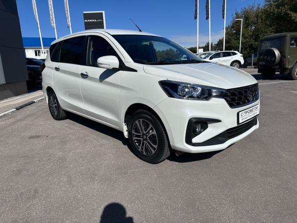 Suzuki Ertiga II Рестайлинг с пробегом 2023 года, цена 2 199 000 рублей, 28695 км, компактвэн, Автокод Объявления