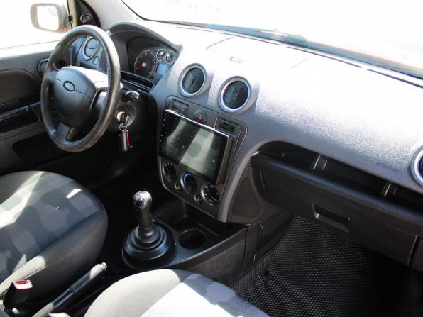 Ford Fusion I Рестайлинг с пробегом 2007 года, цена 279 000 рублей, 295509 км, хэтчбек, Автокод Объявления