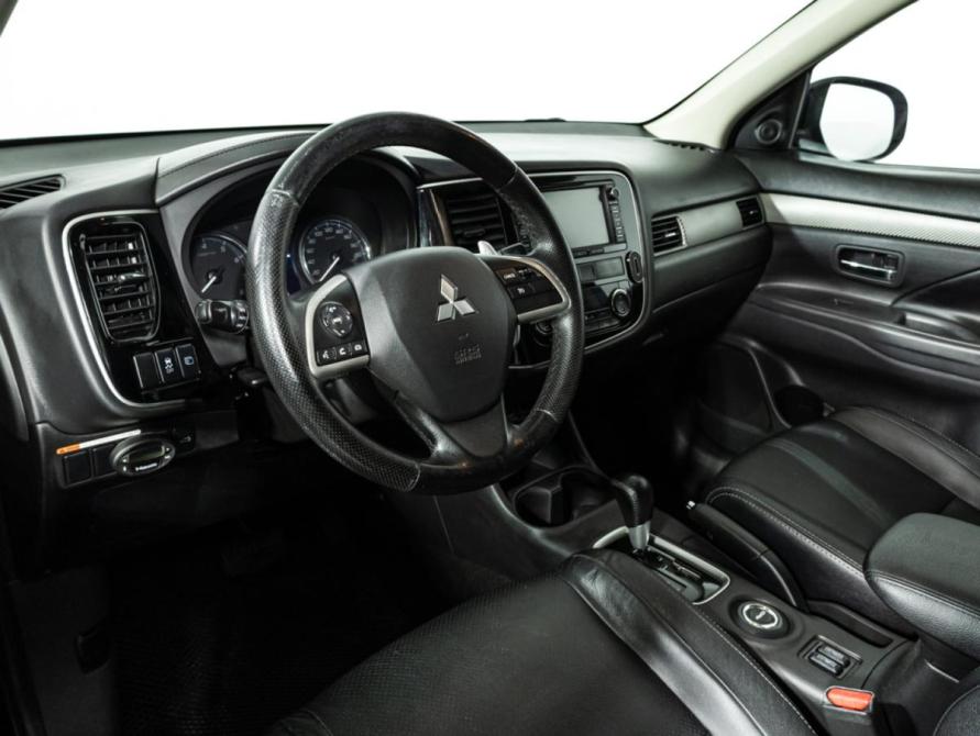 Mitsubishi Outlander III Санкт-Петербург  - изображение 11