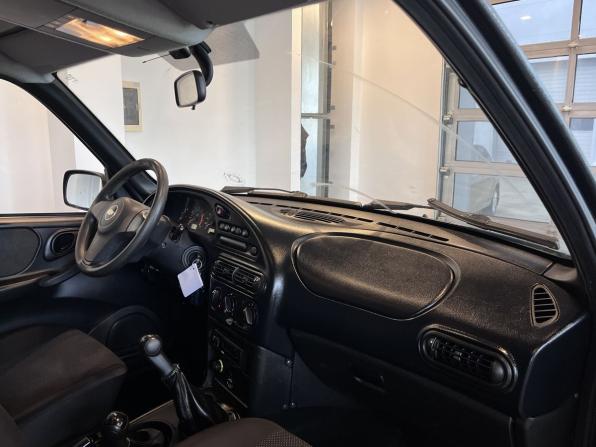 Chevrolet Niva I Рестайлинг с пробегом 2014 года, цена 665 000 рублей, 108248 км, внедорожник, Автокод Объявления