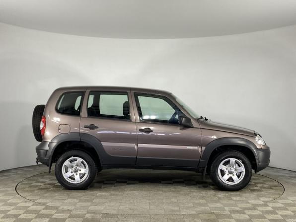 Chevrolet Niva I Рестайлинг с пробегом 2018 года, цена 850 000 рублей, 78200 км, внедорожник, Автокод Объявления