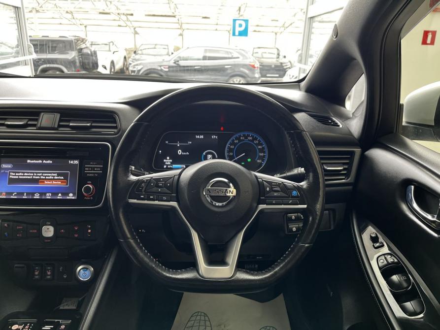 Nissan Leaf II (ZE1) Новосибирск  - изображение 11