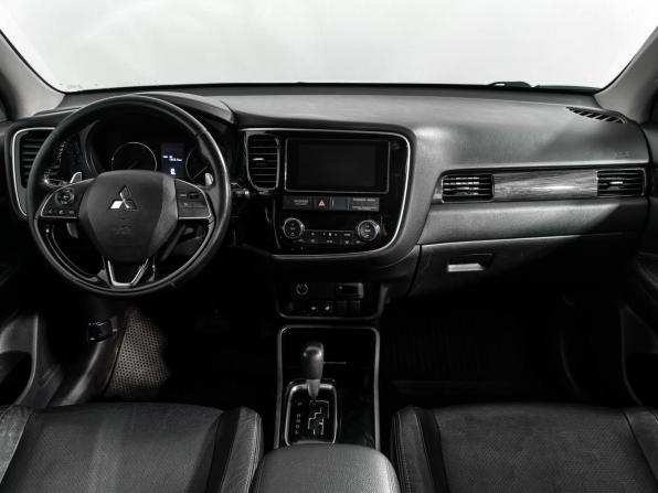 Mitsubishi Outlander III Рестайлинг 2 с пробегом 2017 года, цена 1 470 000 рублей, 237344 км, внедорожник, Автокод Объявления