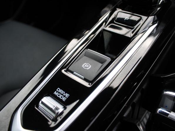 Geely Coolray I Рестайлинг с пробегом 2024 года, цена 2 159 000 рублей, 24396 км, внедорожник, Автокод Объявления