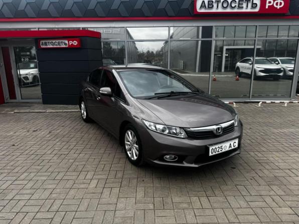 Honda Civic IX с пробегом 2012 года, цена 1 349 900 рублей, 206438 км, седан, Автокод Объявления