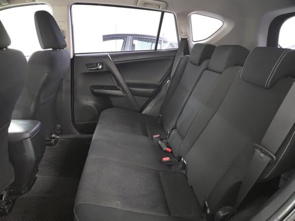 Toyota RAV4 IV (XA40) Рестайлинг с пробегом 2017 года, цена 2 420 000 рублей, 128865 км, внедорожник, Автокод Объявления