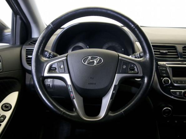 Hyundai Solaris I Рестайлинг с пробегом 2015 года, цена 990 000 рублей, 64394 км, седан, Автокод Объявления