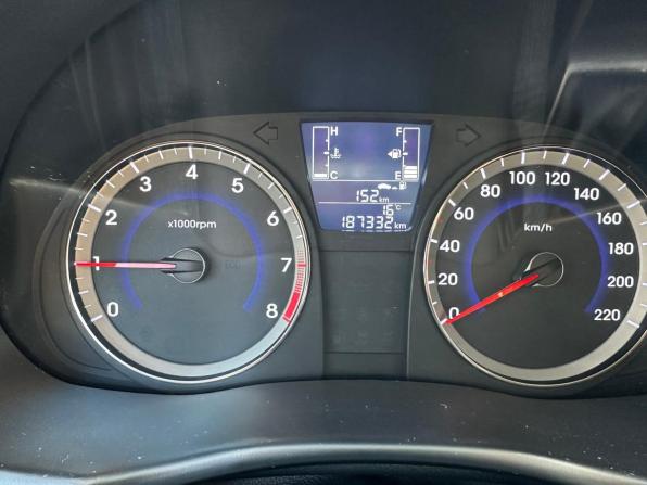 Hyundai Solaris I Рестайлинг с пробегом 2015 года, цена 815 000 рублей, 187350 км, седан, Автокод Объявления