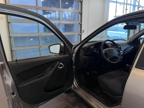 Lada (ВАЗ) Granta I Рестайлинг с пробегом 2022 года, цена 682 000 рублей, 153509 км, седан, Автокод Объявления
