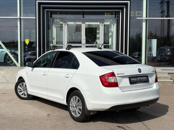 Skoda Rapid I с пробегом 2017 года, цена 1 200 000 рублей, 120779 км, лифтбек, Автокод Объявления