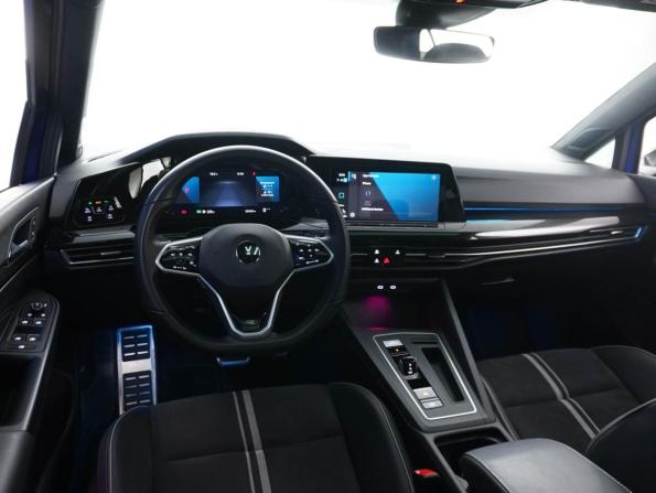 Volkswagen Golf VIII с пробегом 2022 года, цена 2 798 444 рубля, 52453 км, хэтчбек, Автокод Объявления