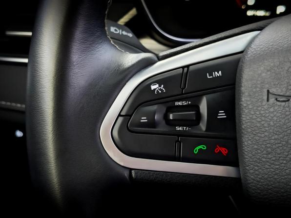 Geely Atlas Pro с пробегом 2023 года, цена 1 990 000 рублей, 67161 км, внедорожник, Автокод Объявления