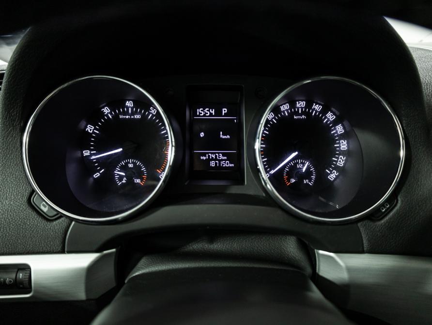 Skoda Yeti I Рестайлинг Санкт-Петербург  - изображение 12