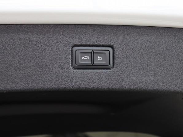 Audi Q7 II (4M) с пробегом 2019 года, цена 5 200 000 рублей, 104200 км, внедорожник, Автокод Объявления