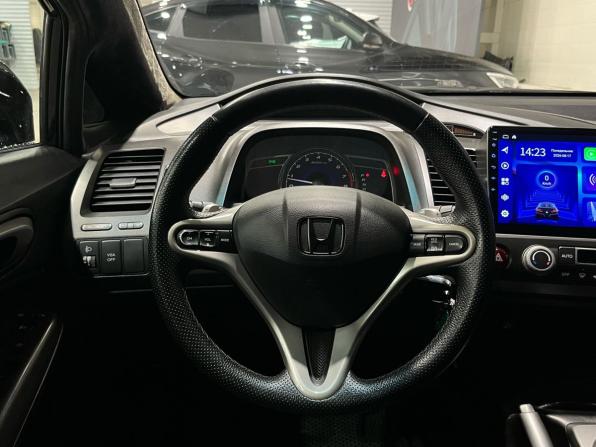 Honda Civic VIII Рестайлинг с пробегом 2011 года, цена 725 000 рублей, 286883 км, седан, Автокод Объявления
