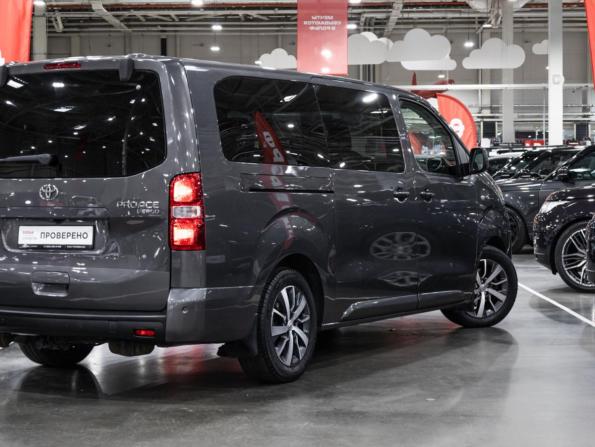 Toyota ProAce II с пробегом 2018 года, цена 3 585 000 рублей, 96000 км, минивэн, Автокод Объявления