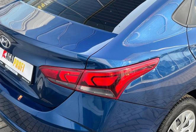 Hyundai Solaris II Рестайлинг с пробегом 2021 года, цена 1 580 000 рублей, 21285 км, седан, Автокод Объявления
