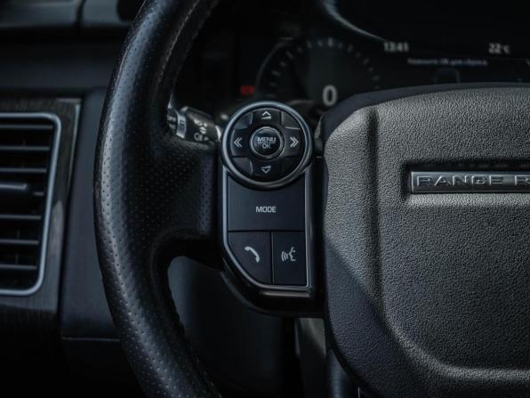 Land Rover Range Rover Sport II с пробегом 2017 года, цена 3 885 000 рублей, 223816 км, внедорожник, Автокод Объявления