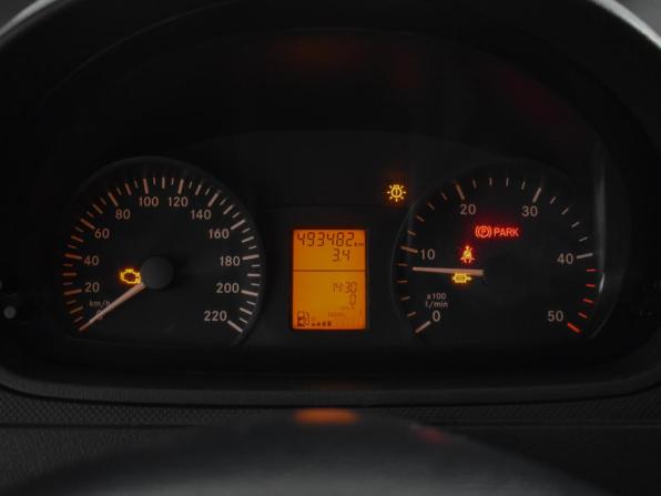 Mercedes-Benz Vito II (W639) Рестайлинг с пробегом 2011 года, цена 980 000 рублей, 492000 км, минивэн, Автокод Объявления
