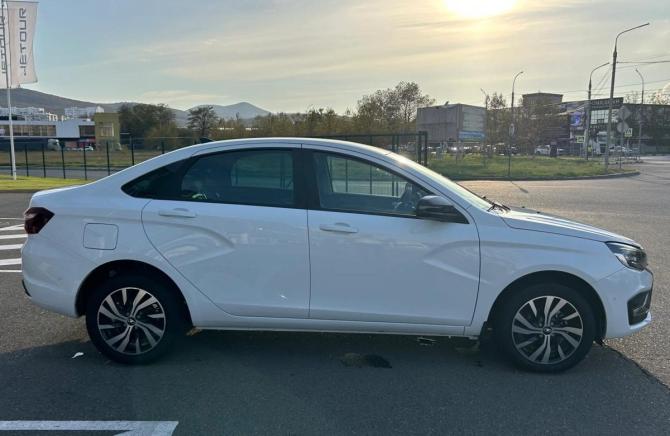 Lada (ВАЗ) Vesta I Рестайлинг (NG) с пробегом 2025 года, цена 1 630 000 рублей, 282 км, седан, Автокод Объявления
