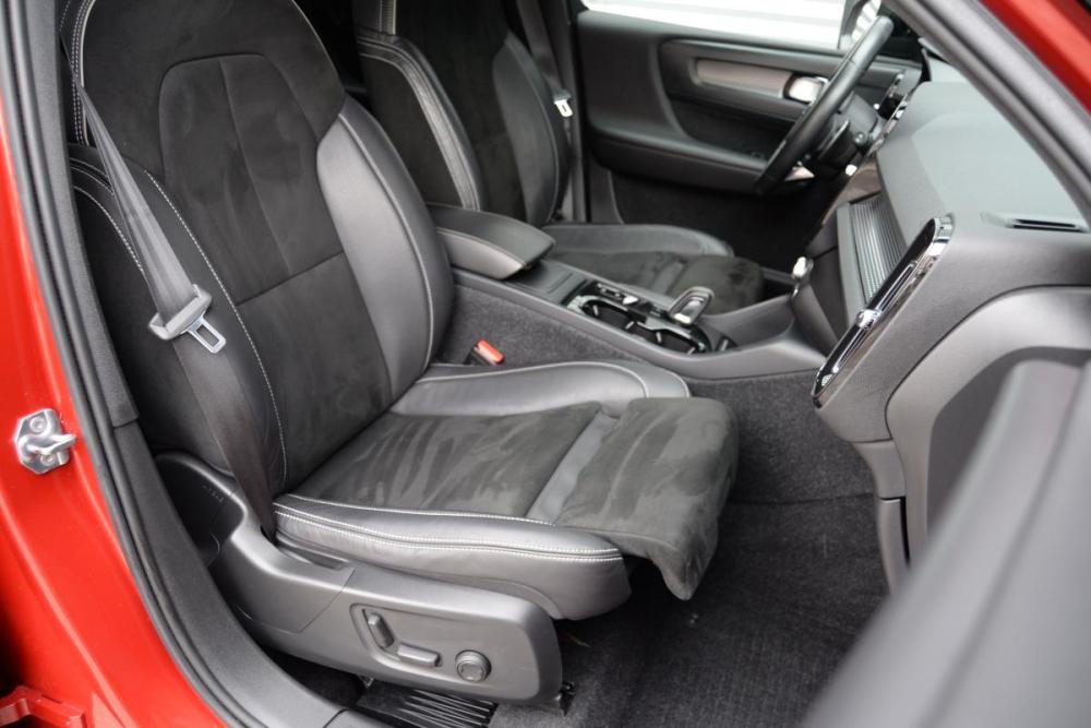 Volvo XC40 I Иркутск  - изображение 36