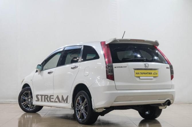 Honda Stream II с пробегом 2007 года, цена 949 000 рублей, 330000 км, компактвэн, Автокод Объявления