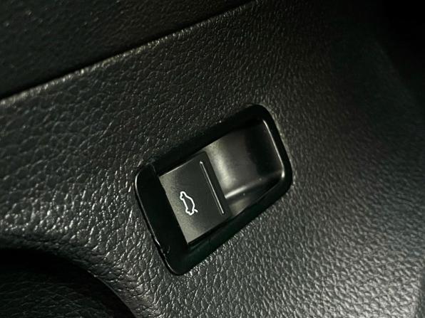 Volkswagen Polo V с пробегом 2012 года, цена 610 000 рублей, 208764 км, седан, Автокод Объявления