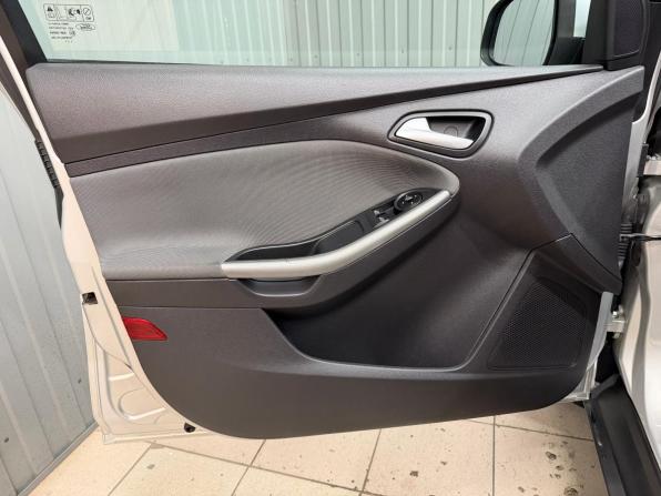 Ford Focus III с пробегом 2011 года, цена 830 000 рублей, 137254 км, седан, Автокод Объявления
