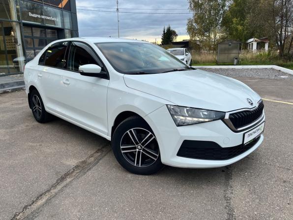Skoda Rapid II с пробегом 2020 года, цена 1 459 000 рублей, 132185 км, лифтбек, Автокод Объявления