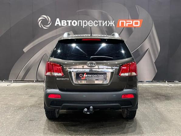 Kia Sorento II с пробегом 2011 года, цена 1 390 000 рублей, 219200 км, внедорожник, Автокод Объявления