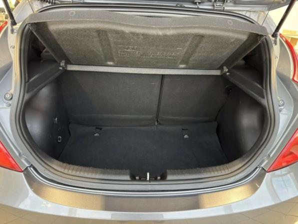 Hyundai Solaris I с пробегом 2012 года, цена 880 000 рублей, 144000 км, хэтчбек, Автокод Объявления