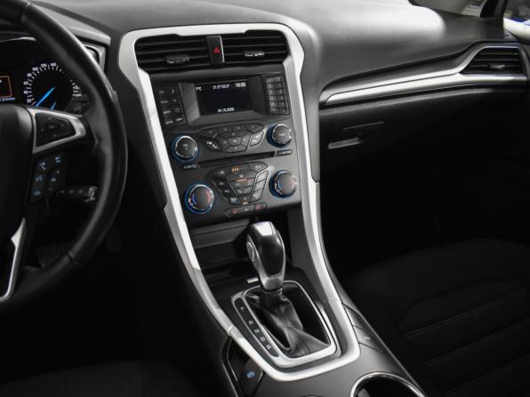 Ford Mondeo V с пробегом 2017 года, цена 1 498 900 рублей, 126457 км, седан, Автокод Объявления