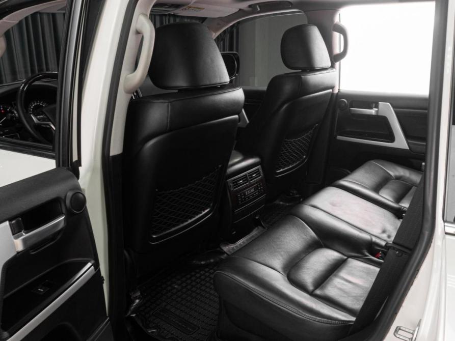 Toyota Land Cruiser 200 Series Рестайлинг 2 Тюмень  - изображение 15