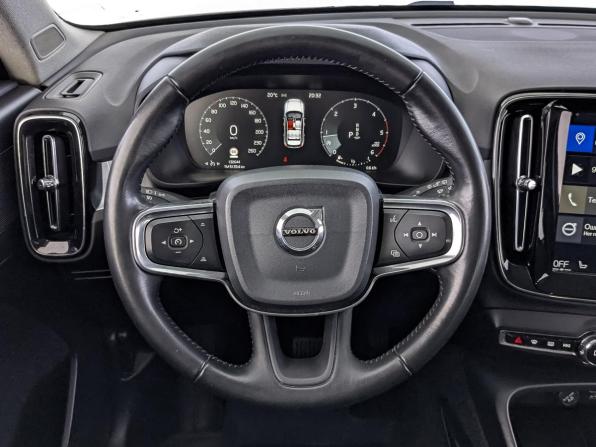 Volvo XC40 I с пробегом 2018 года, цена 2 590 000 рублей, 132629 км, внедорожник, Автокод Объявления