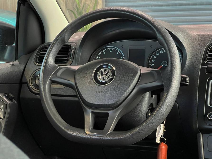 Volkswagen Polo V Рестайлинг Оренбург  - изображение 23