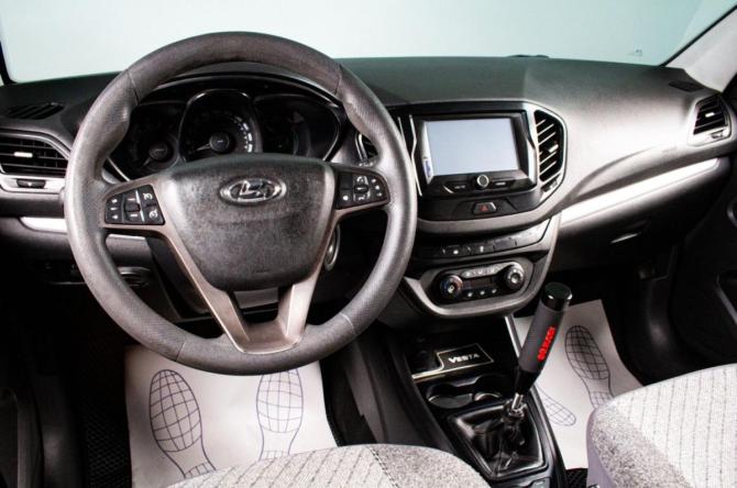 Lada (ВАЗ) Vesta I с пробегом 2017 года, цена 799 000 рублей, 191900 км, седан, Автокод Объявления