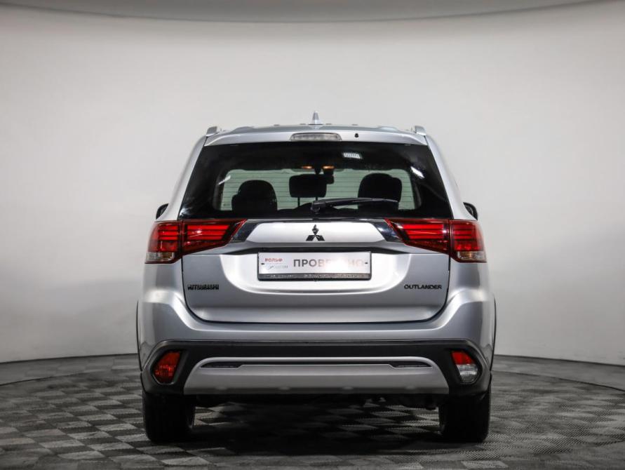 Mitsubishi Outlander III Рестайлинг 3 Санкт-Петербург  - изображение 6
