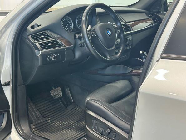 BMW X6 I (E71) с пробегом 2008 года, цена 2 495 000 рублей, 218284 км, внедорожник, Автокод Объявления