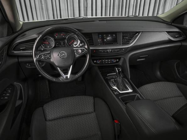 Opel Insignia II с пробегом 2018 года, цена 1 450 000 рублей, 124424 км, универсал, Автокод Объявления