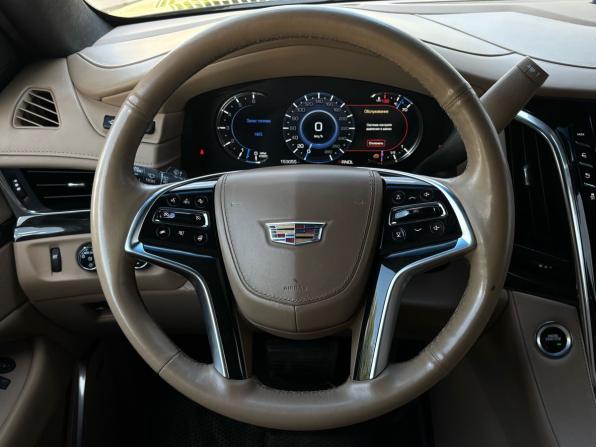 Cadillac Escalade IV с пробегом 2017 года, цена 4 170 000 рублей, 153040 км, внедорожник, Автокод Объявления