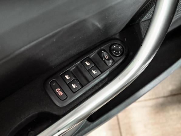 Peugeot 308 I Рестайлинг с пробегом 2011 года, цена 500 000 рублей, 264666 км, хэтчбек, Автокод Объявления