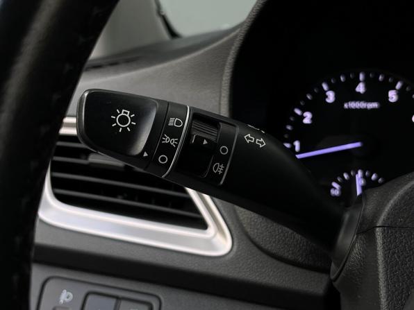 Hyundai Solaris II с пробегом 2019 года, цена 1 382 600 рублей, 112085 км, седан, Автокод Объявления