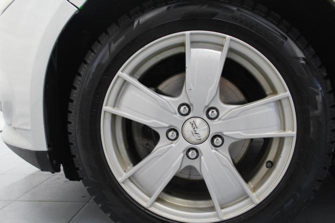 Ford Focus III с пробегом 2014 года, цена 789 000 рублей, 172247 км, хэтчбек, Автокод Объявления