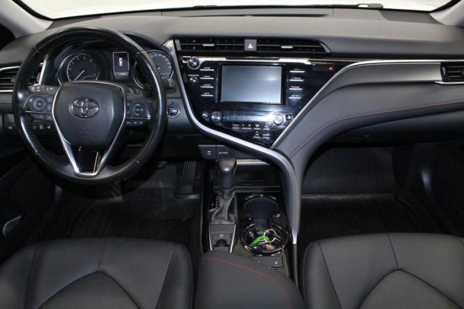 Toyota Camry VIII (XV70) с пробегом 2020 года, цена 2 899 000 рублей, 115000 км, седан, Автокод Объявления